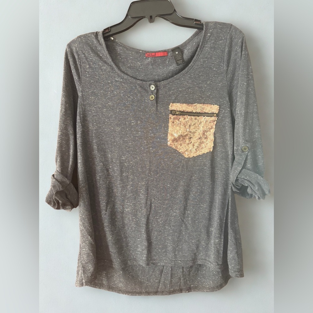 BKE Gray Gold Sequin 3/4 Sleeve Tee